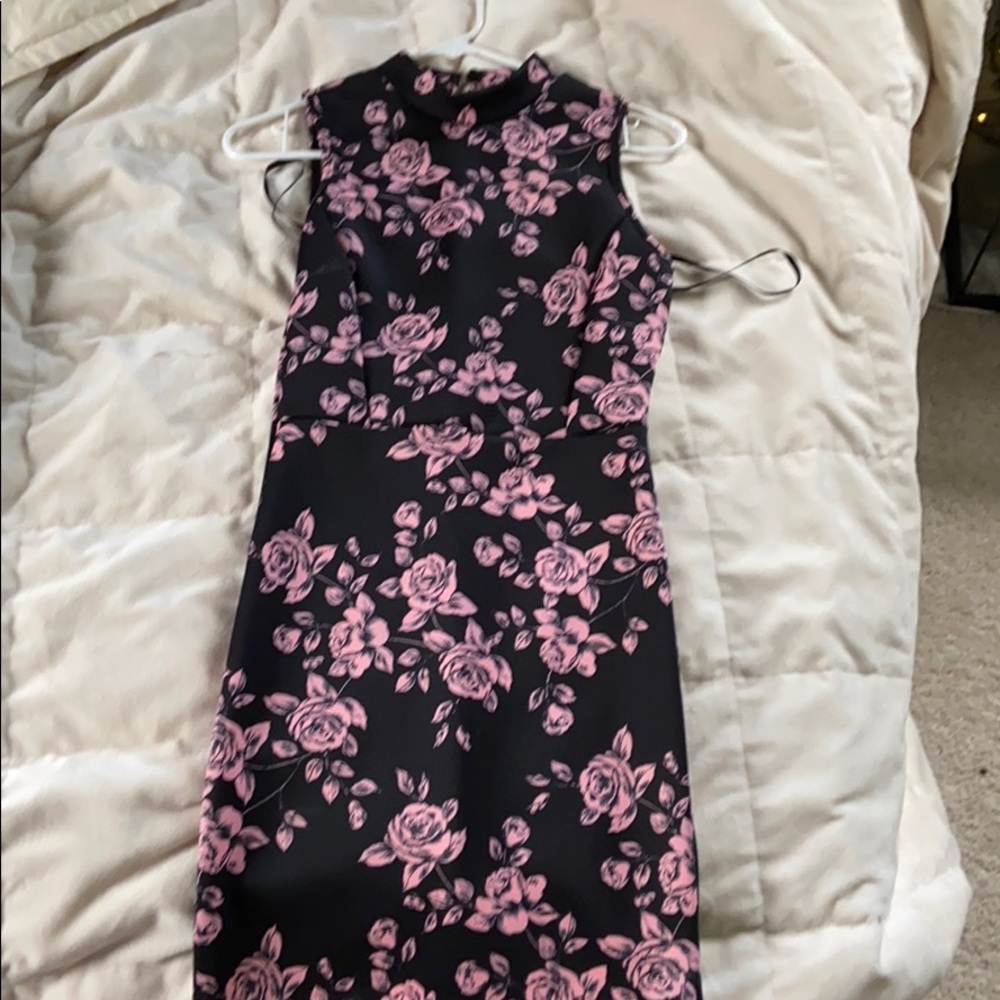 Pink roses dress short